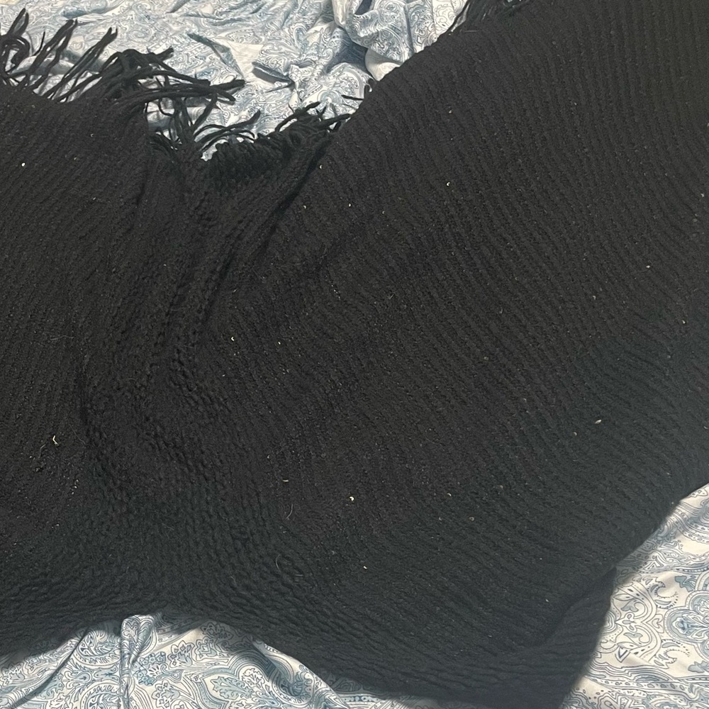 Black Knit Fringe poncho